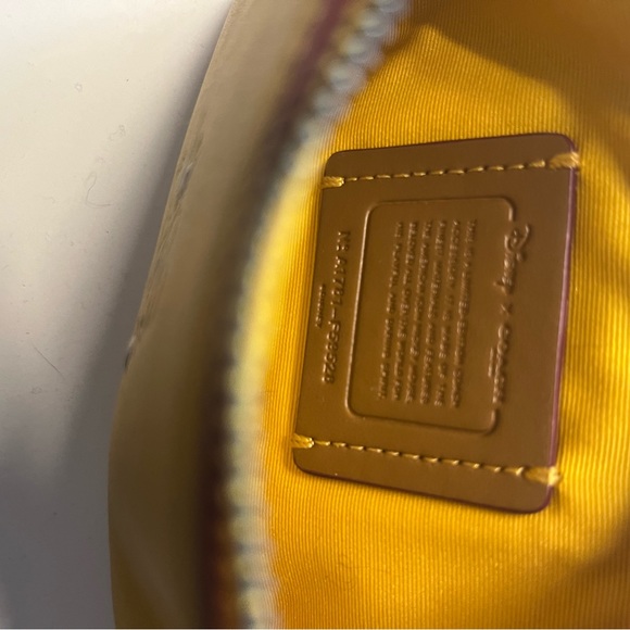 Coach x Disney pouch wristlet - Picture 4 of 4